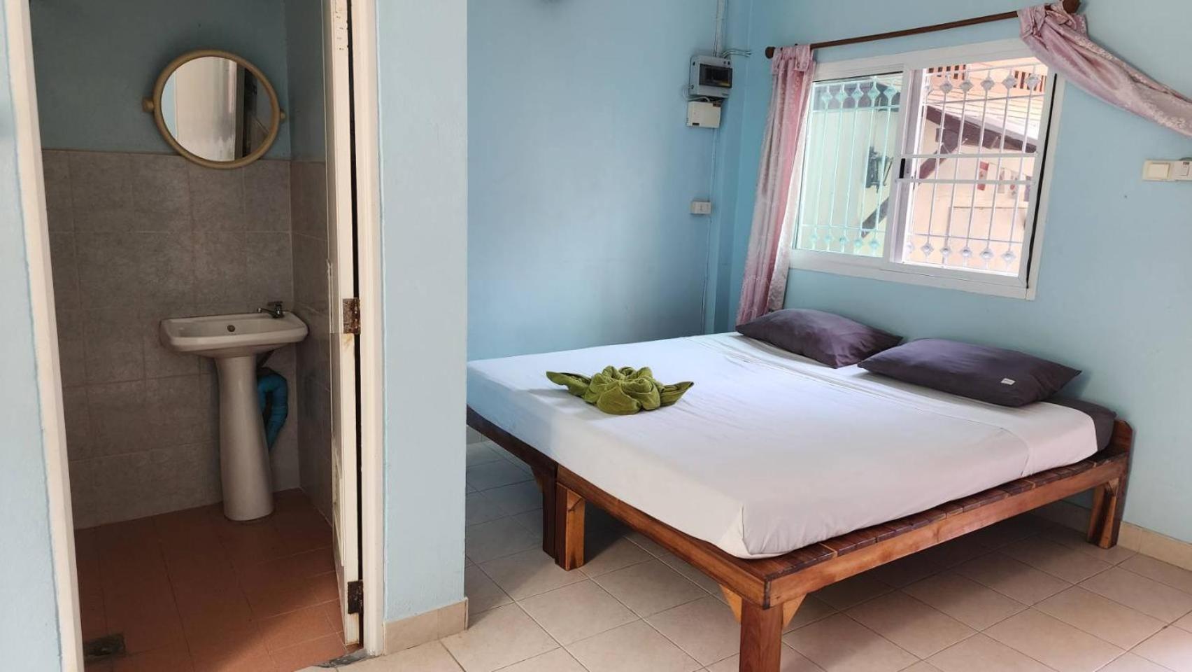 Sarin Guesthouse สาริน Ко Тао Екстериор снимка